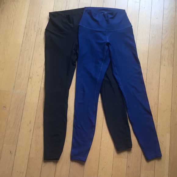 Tesla Leggings - Picture 2 of 4